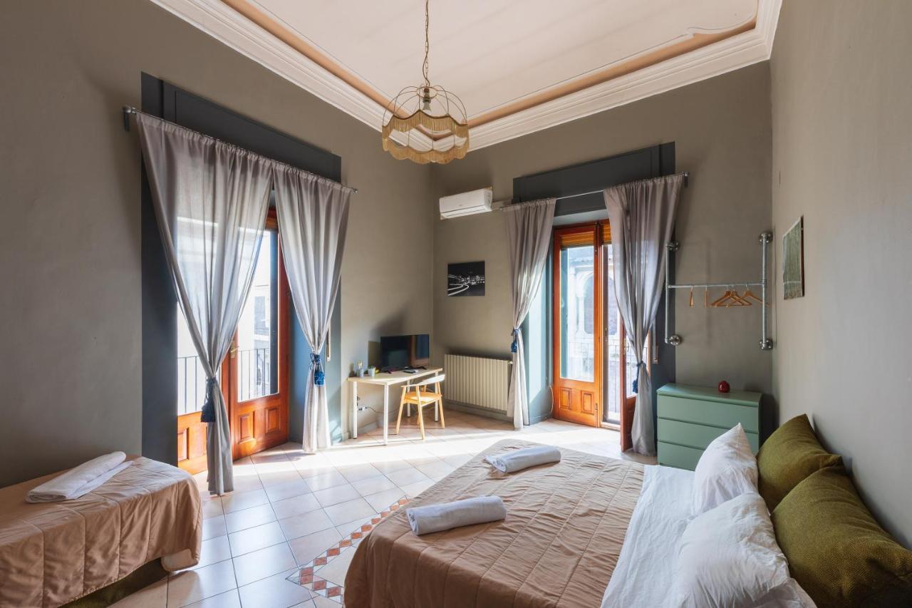 مبيت وإفطار كاتانيا Terrazza Santa Chiara المظهر الخارجي الصورة